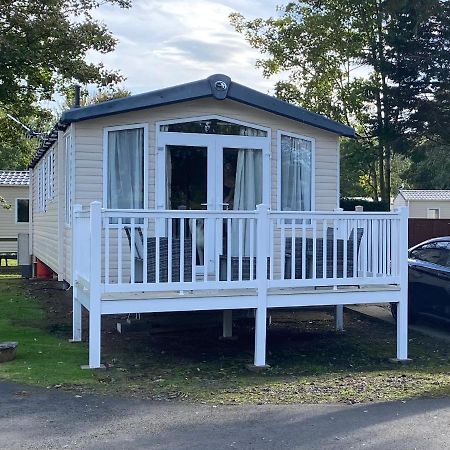 Cheswick  Prestige Static Caravan On 5 Star Holiday Park מראה חיצוני תמונה