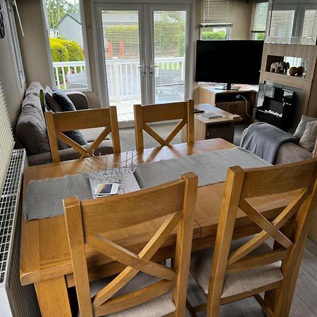 Cheswick  Prestige Static Caravan On 5 Star Holiday Park מראה חיצוני תמונה