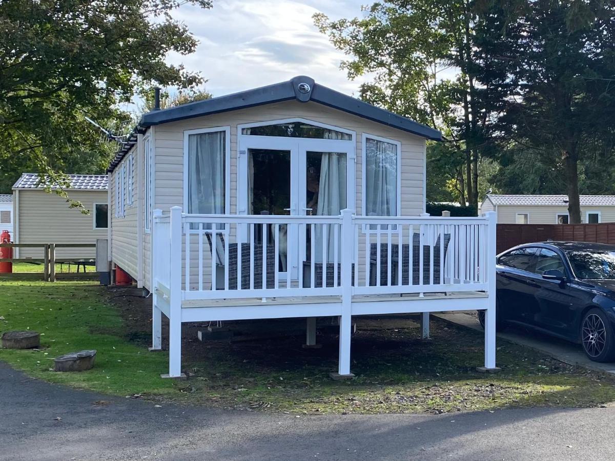 Cheswick  Prestige Static Caravan On 5 Star Holiday Park מראה חיצוני תמונה