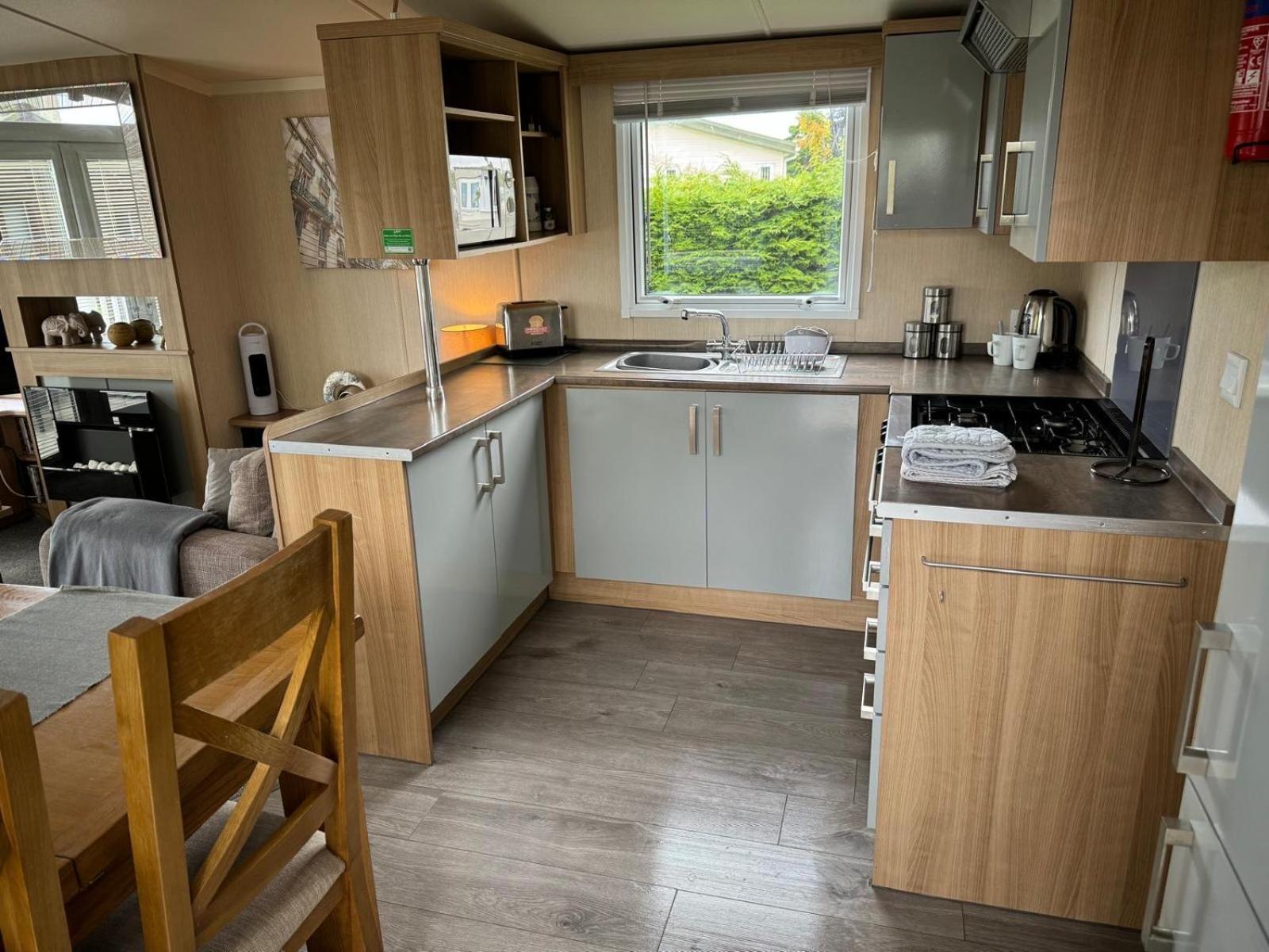 Cheswick  Prestige Static Caravan On 5 Star Holiday Park מראה חיצוני תמונה